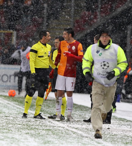 Piłkarze Galatasaray i Juventusu przegrali ze śniegiem