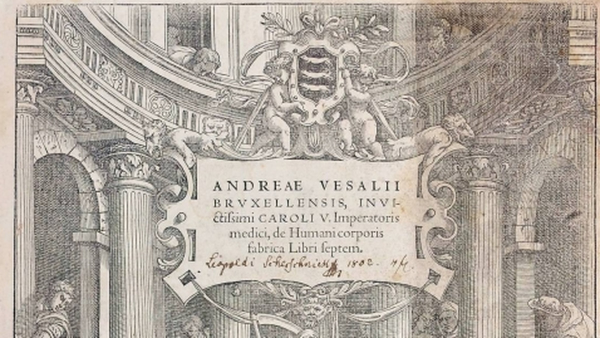 Słynne, XVI-wieczne dzieło poświęcone anatomii "De humani corporis fabrica", którego autorem jest flamandzki uczony Andreas Vesalius, zaprezentuje publicznie Książnica Cieszyńska, w której zbiorach się ono znajduje – podała w poniedziałek placówka.