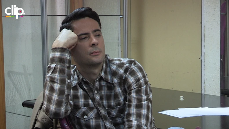 Sasa_joksimovic_predstava_proba_zab_clip_safe