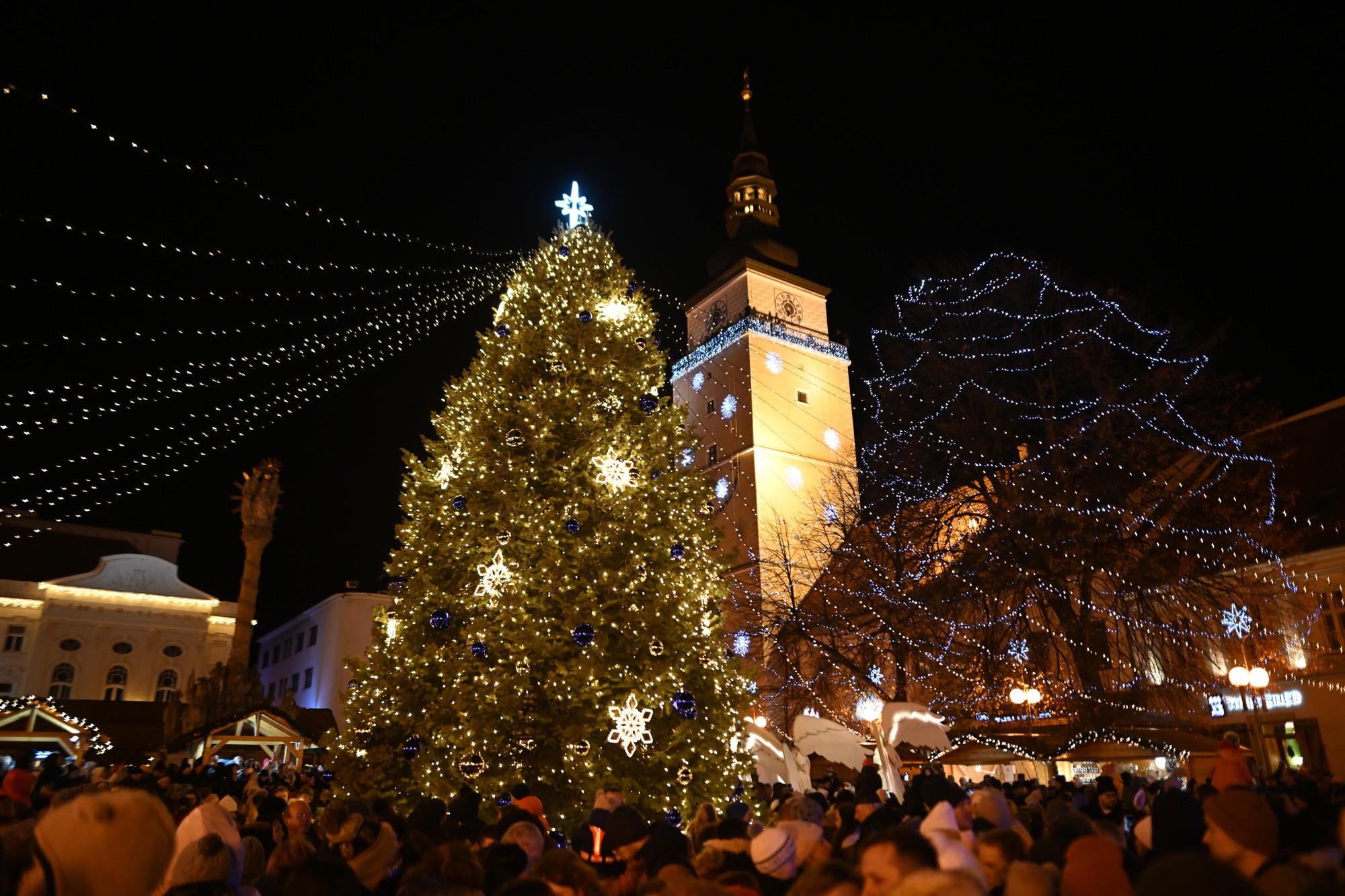 Adventné trhy v Trnave.