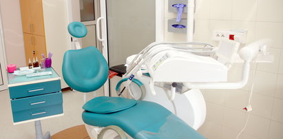 Dentyści i sprzęt są, a pacjentów brak