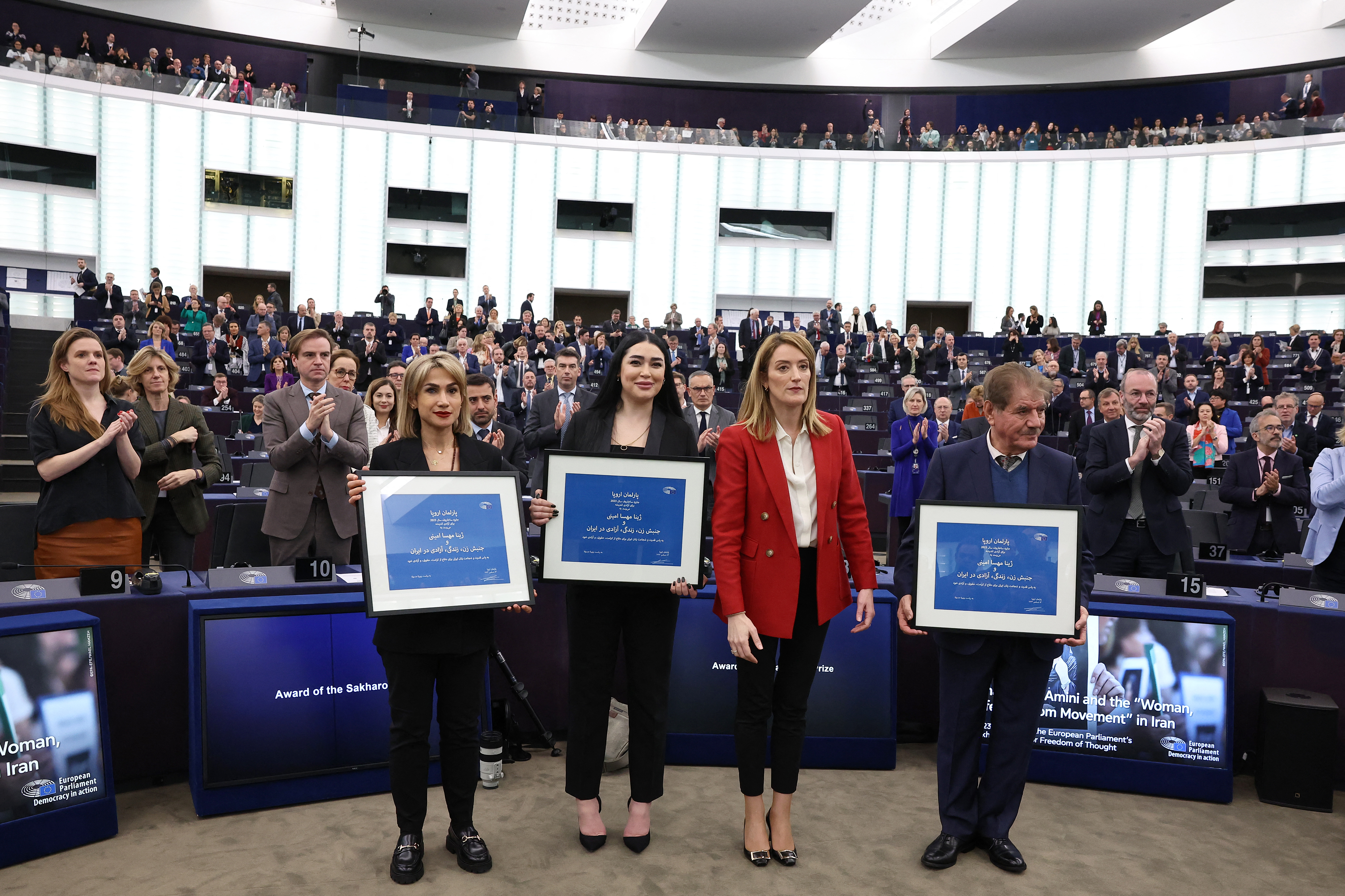 Metsola prohíbe el acceso de diplomáticos iraníes al Parlamento Europeo