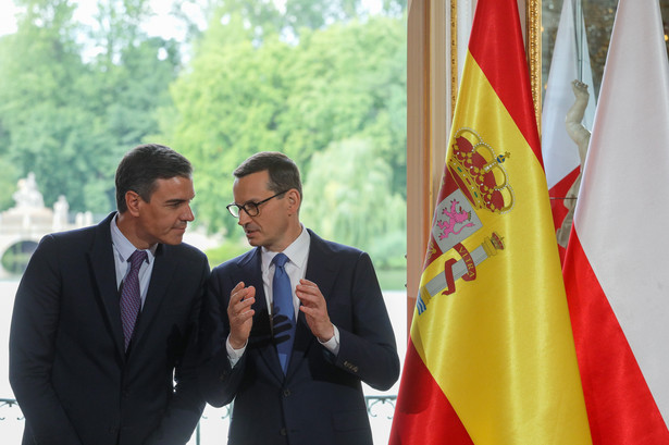 Pedro Sanchez i Mateusz Morawiecki