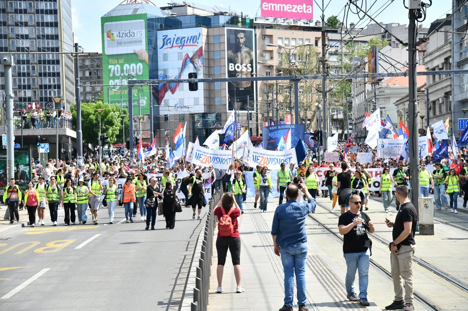 Beograd protestna šetnja