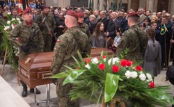 Ppłk Zygmunt Szendzielarz "Łupaszka" spocznie na Wojskowych Powązkach