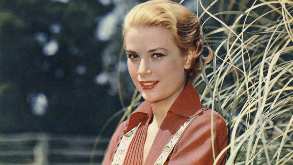 Grace Kelly: poznaj urodowe triki "królowej elegancji"