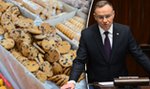 Andrzej Duda zamówił babeczki. Dużo babeczek. I ciastek z ponczem. Za niemal pół miliona