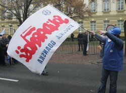 Tusk do "Solidarności": Nie groźcie rządowi