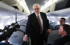 Waszczykowski z serią pytań do Timmermansa. Wśród nich kwestia 'podstawy prawnej'