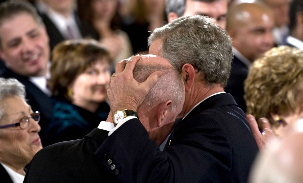George Bush żegna się...