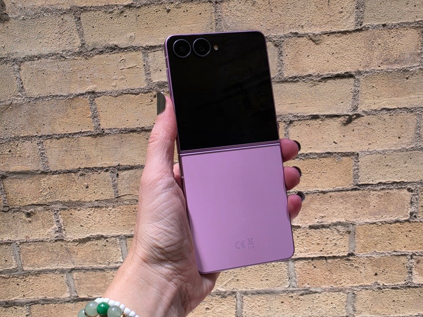 Galaxy Z Flip 8