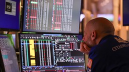 rynek ropy sypie się jak domek z kart. ceny gwałtownie rosną, a zapowiedzi usa nie pomagają