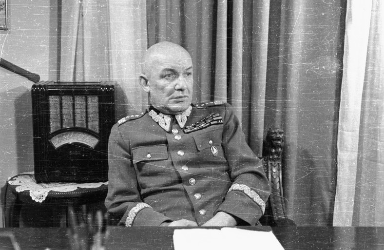 Gen. Karol Świerczewski