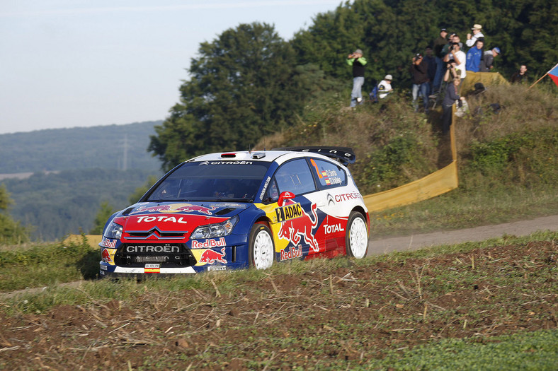 Rajd Niemiec 2010: Loeb liderem, Kościuszko na łące (1. etap, fot. Rallyworld©Willy Weyens)