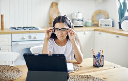 10+1 könnyen betartható tipp gyerekeknek az egészséges látásért