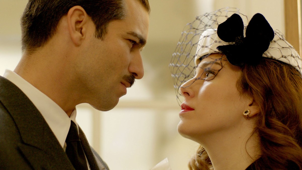 "Miłość ukryta w spojrzeniu"