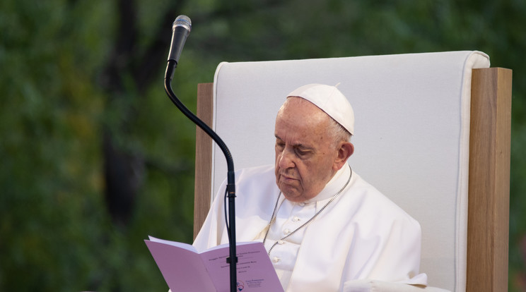 Ferenc pápa bízik abban, hogy az emberi bölcsesség útját állja a fegyveres konfliktus kiszélesedésének / Fotó: Zsolnai Péter
