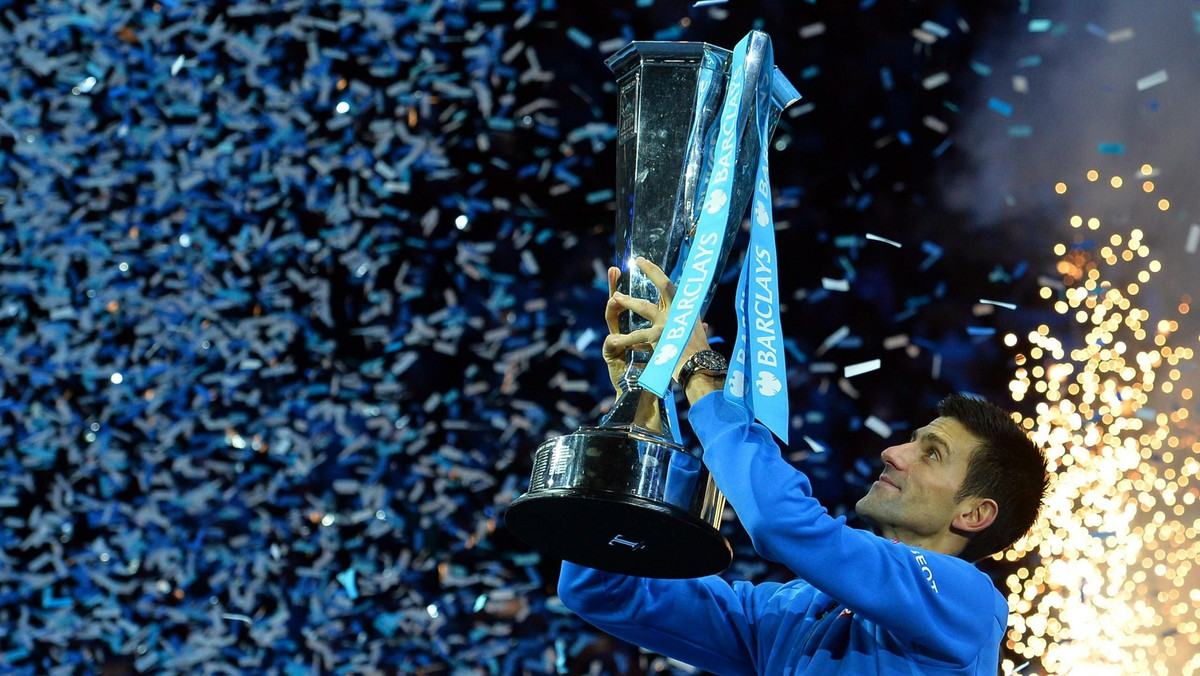 Historyczne czwarte zwycięstwo z rzędu odniósł w niedzielę w World Tour Finals Novak Djoković, kończąc rewelacyjny sezon. W finale nie dał szans Rogerowi Federerowi.