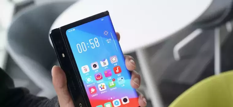 Oppo prezentuje prototyp składanego smartfona (MWC 2019)