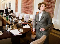 Pitera ma ochronę, choć w policji bieda