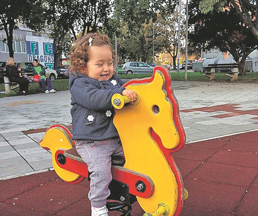 Sofiju narednih dana čeka deseta operacija u njenih godinu i po dana života