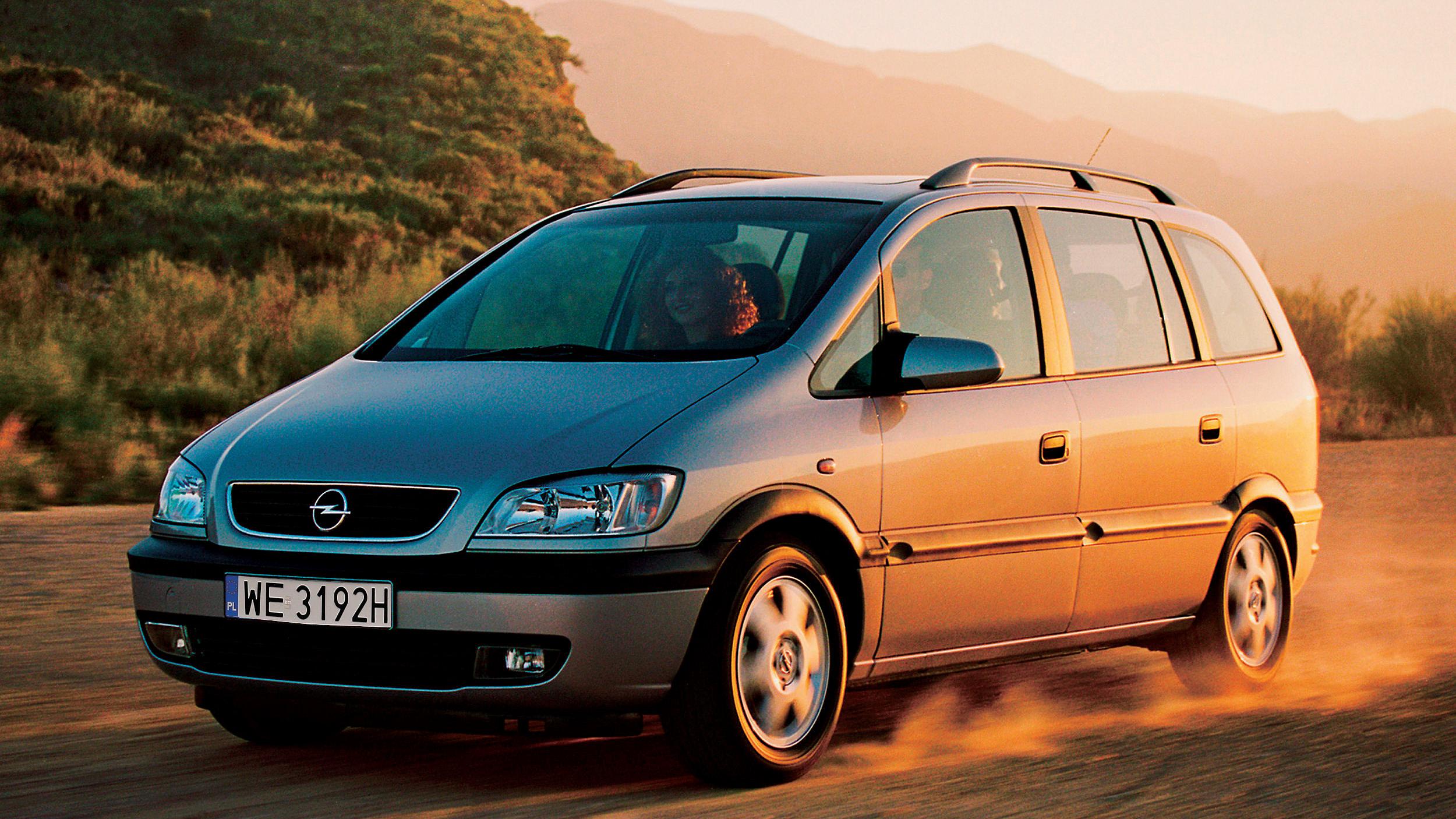 Opel Zafira A (1999-2005), czyli niedrogie części i duże przebiegi. Ocena
