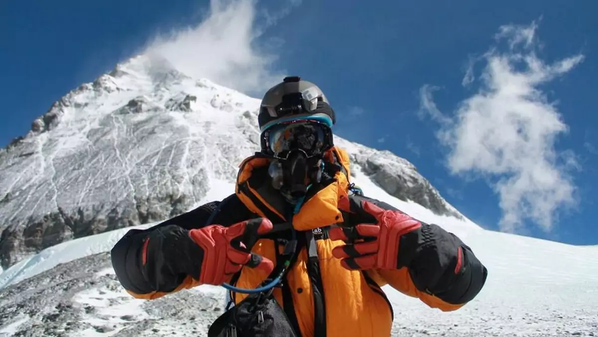 Dean Hall w drodze na szczyt Mount Everest