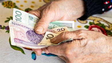 Ponad 1600 zł dodatku do emerytury. Wypłaty świadczeń ruszą w kwietniu