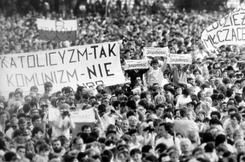 Trzecia pielgrzymka Jana Pawła II do Polski, 1987 r.