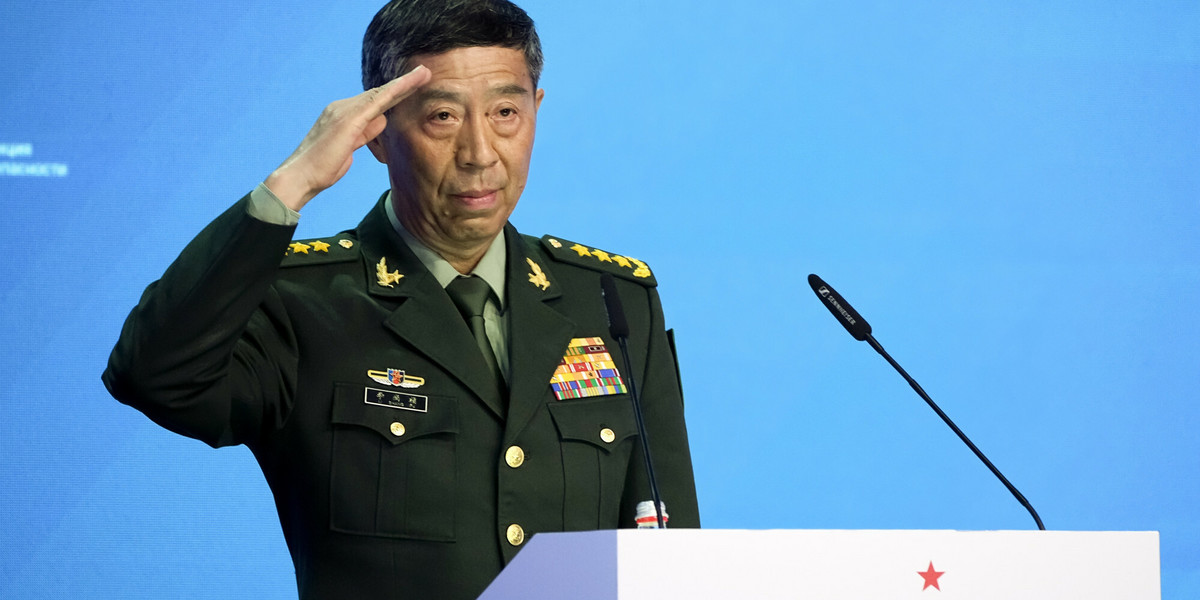 Chiński były minister obrony Li Shangfu.