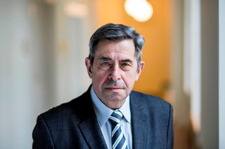 Prof. Zoll o wyroku ws. aborcji: TK nie powinien rozpatrywać tej sprawy