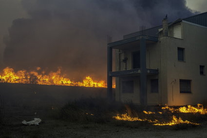 Pożary w Grecji. Eksplozje w składzie amunicji na wschodnim wybrzeżu