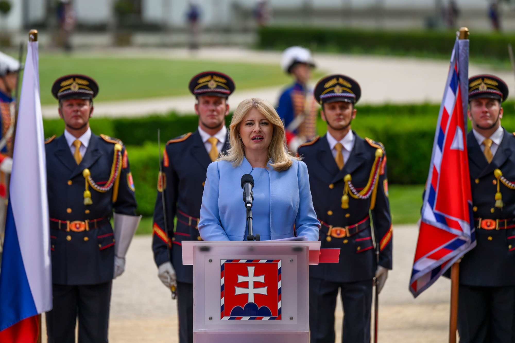 Prezidentka SR Zuzana Čaputová počas rozlúčkového príhovoru v Prezidentskej záhrade v Bratislave 14. júna 2024.