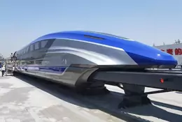 Nowy pociąg maglev opuszcza linię montażową w Chinach. Rozpędzi się do 600 km/h