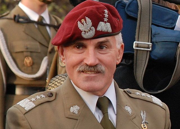 Generał w stanie spoczynku Mieczysław Bieniek. Były zastępca dowódcy strategicznego NATO