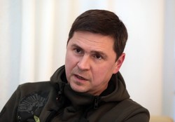 Podolak "zdziwiony" słowami Macrona: Jeśli myślisz, jak zadowolić mordercę...