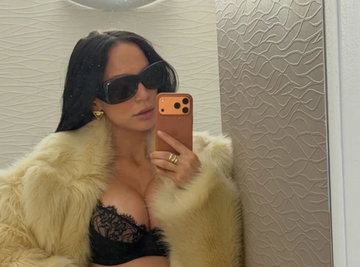 NEOČEKIVANO IZDANJE TRUDNE EDITE ARADINOVIĆ: Pozirala u ŠESTOM mesecu trudnoće, svi pojurili da zumiraju detalje! (FOTO)