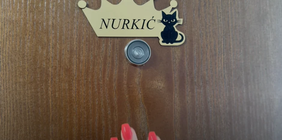 Maca Diskrecija kupila stan