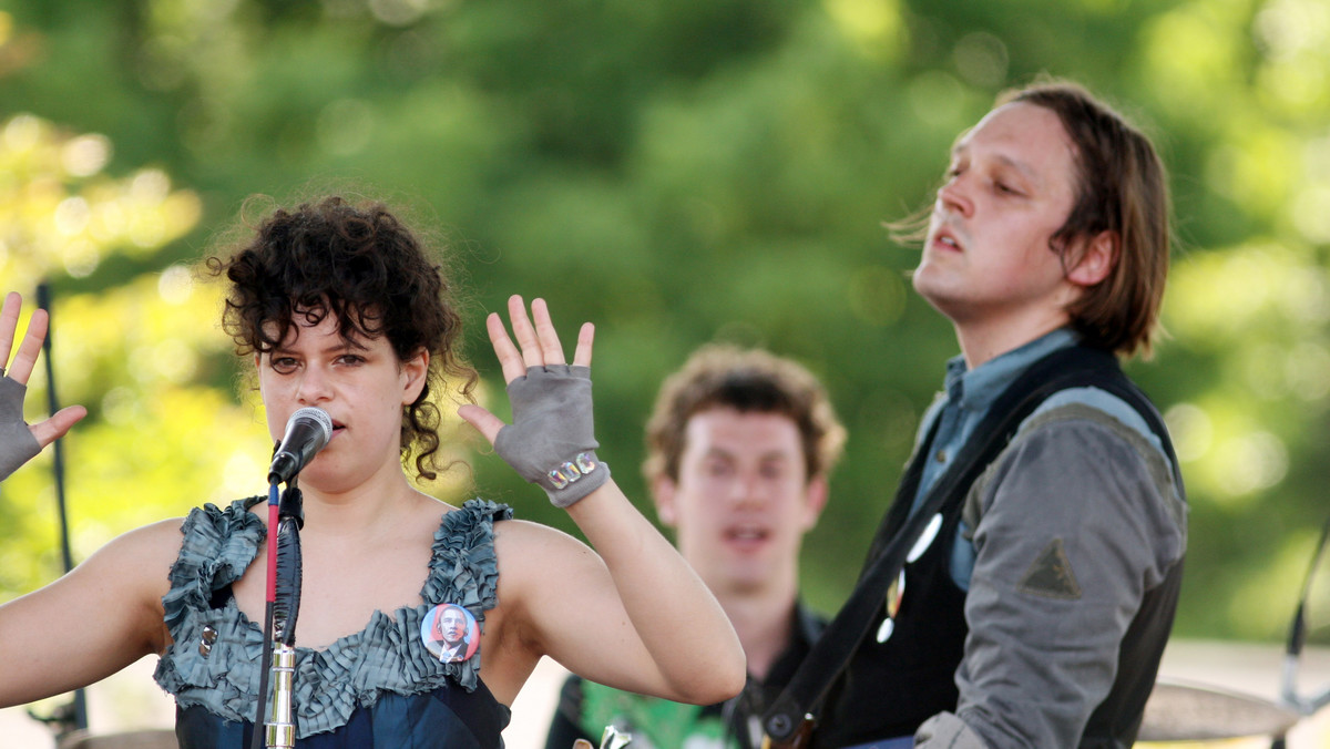 Win Butler z Arcade Fire dołączył do składu The Rolling Stones podczas koncertu w Montrealu.