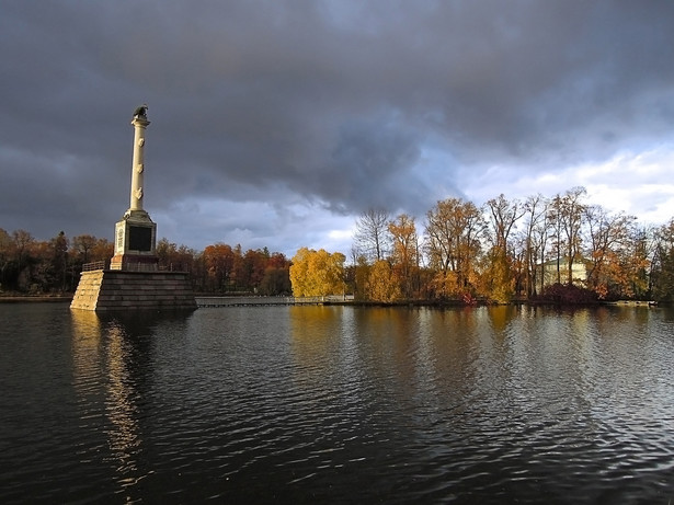 Pomnik upamiętniający bitwę pod Czeszme Fot. Poliorketes