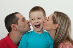 Chcesz mieć szczęśliwe dziecko? TE nawyki pomogą to osiągnąć