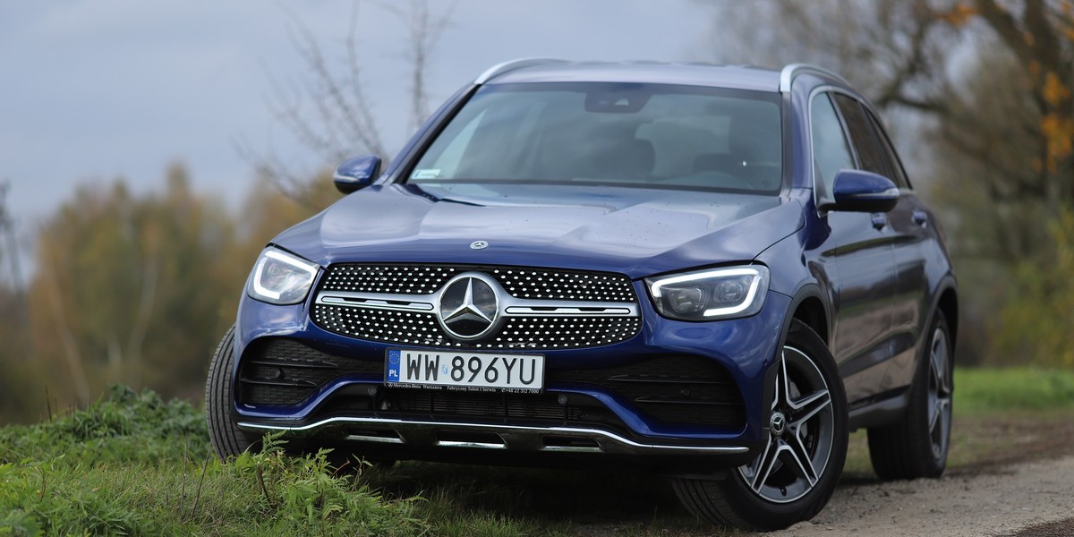 Mercedes GLC to samochód łączący wiele talentów. To samochód dla tych, którym znudziła się klasa C, ale chcą pozostać przy marce i potrzebują czegoś na każdą okazję.