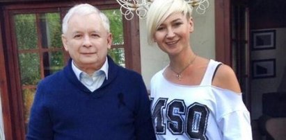 Jarosław Kaczyński z seksowną blondynką