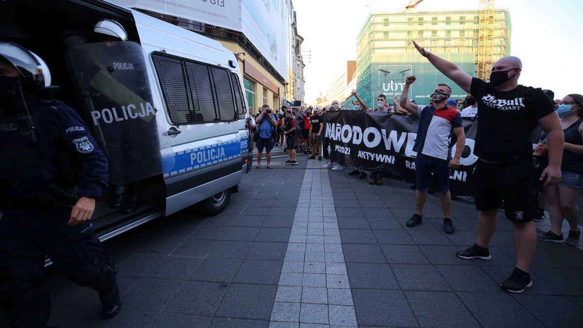 Hajlowali na ulicach Katowic i wyzywali osoby LGBT. "Nie ma faszyzmu?"