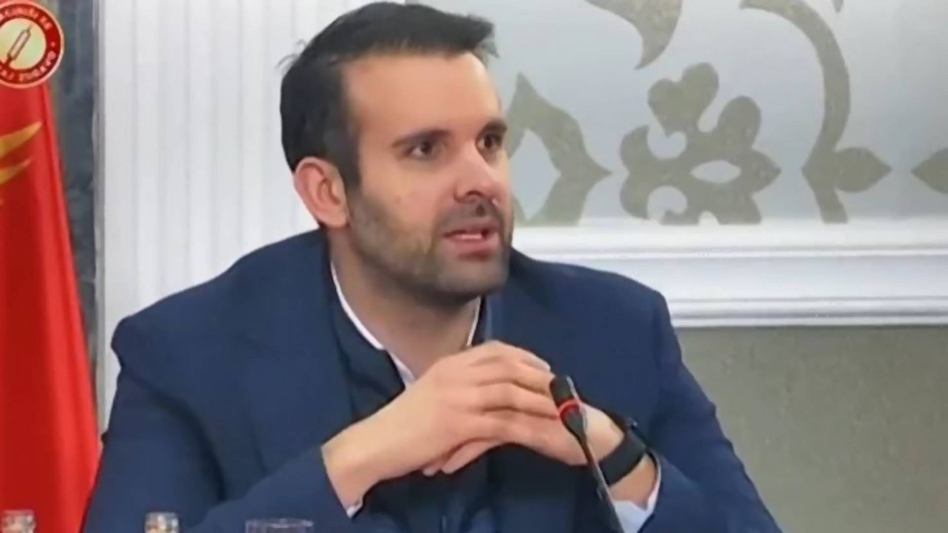 Crnogorski ministar postao hit na mrežama jer se od optužbi da je nacionalista branio spiskom partnerki koje je imao