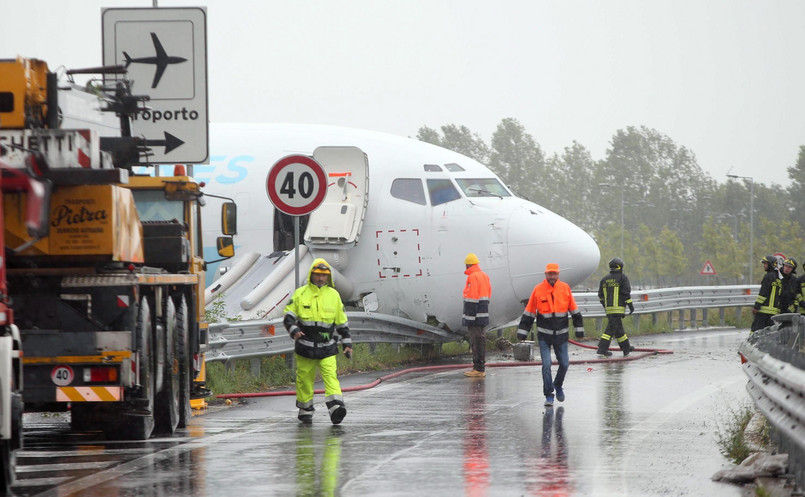 Boeing wjechał na obwodnicę