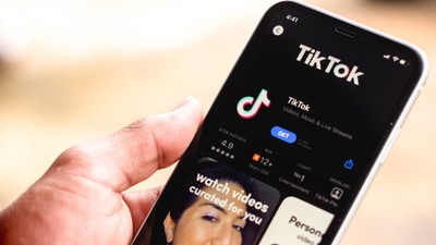 TikTok reports that it has up to 150 million monthly active users in the U.S. [Rafael Henrique/SOPA Images/LightRocket/Getty Images]