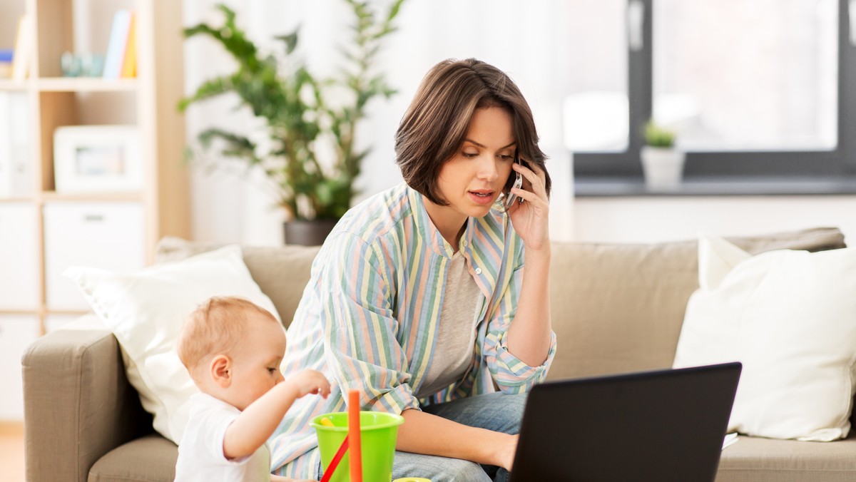 Multitasking podzielność uwagi kobieta praca