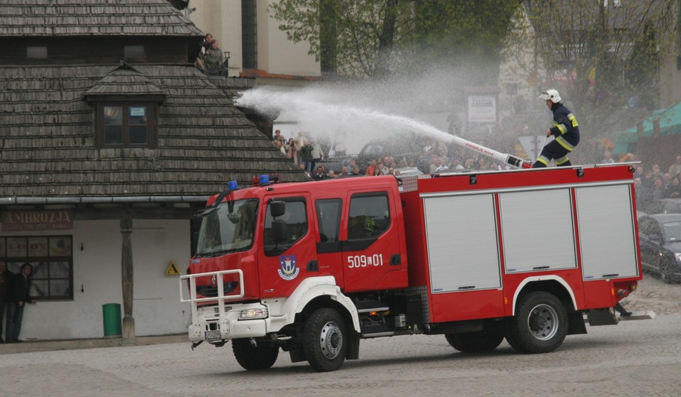 KAZIMIERZ DOLNY ŚMIGUS DYNGUS Z UDZIAŁEM STRAŻAKÓW