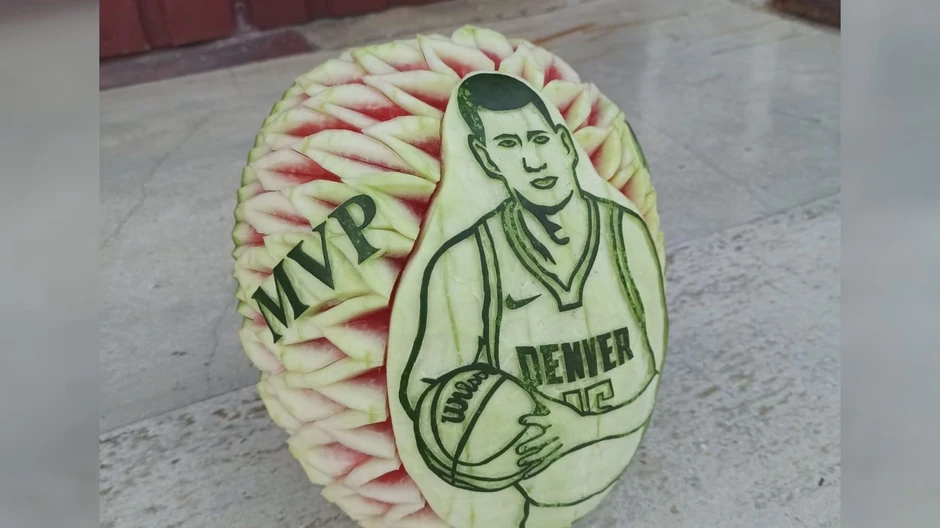 Vatrogasac Darko, karving majstor